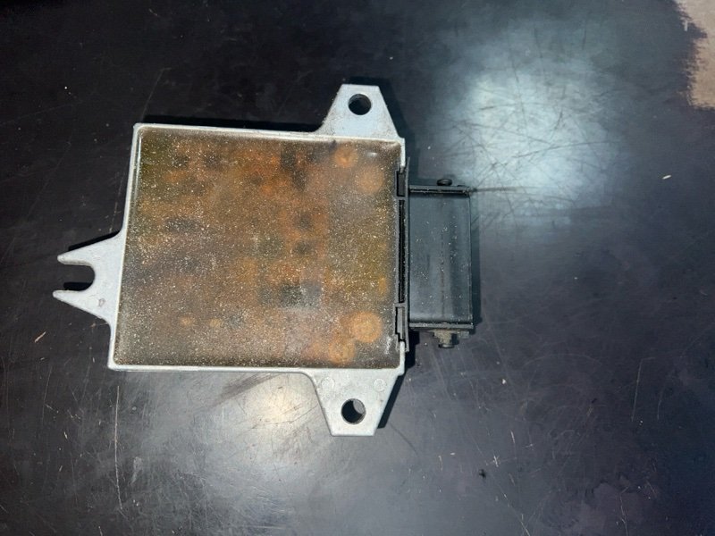 фотография mazda-3-blok-upravleniya-akpp-1 2