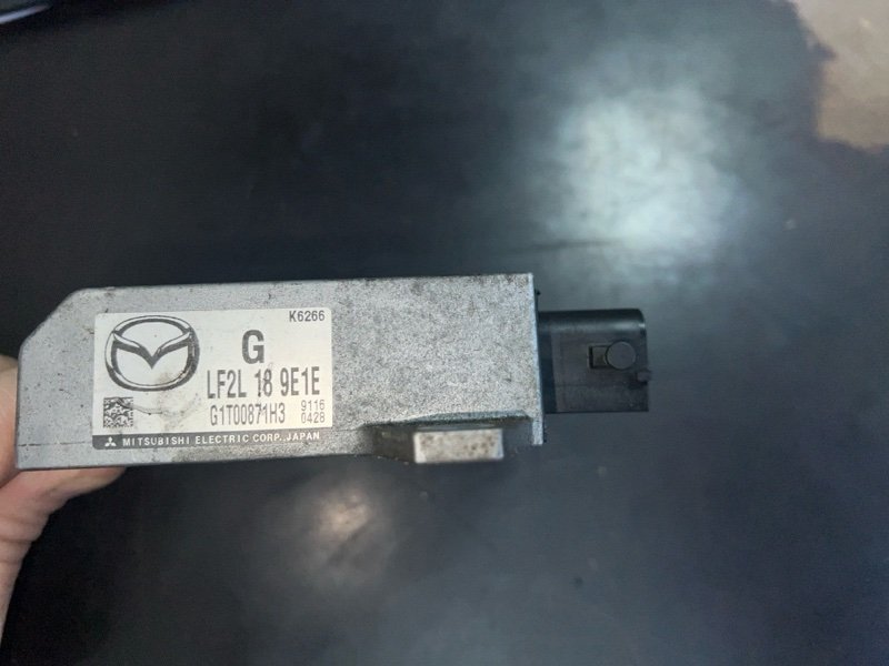 фотография mazda-3-blok-upravleniya-akpp-1 3